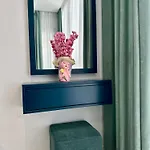 Ekam Sun Apartment *