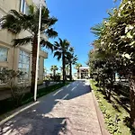 Ekam Sun Апартаменты