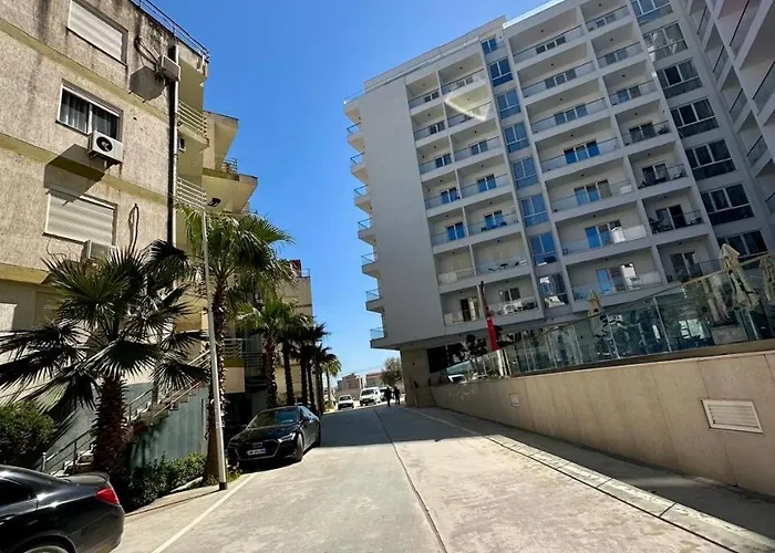 Διαμέρισμα Ekam Sun *